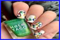 Can you paint Christmas lights with nail polish?